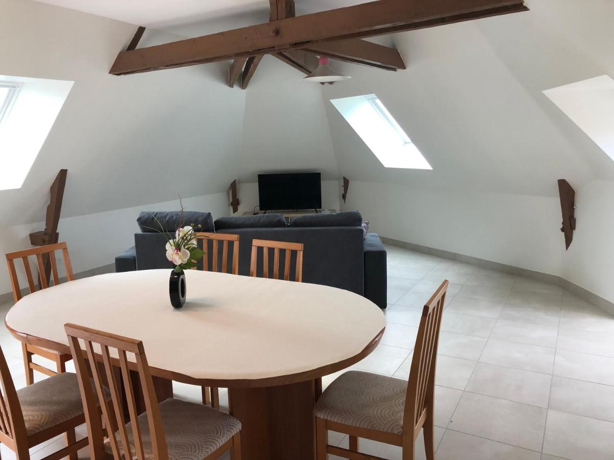 Residence Merlin Appart Des Druides Saint-Malon-sur-Mel 외부 사진